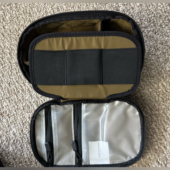 Nomatic x McKinnon Camera Pack 25L + ACCESSORIES - Picture 9 of 11